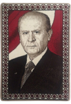 Devlet Bahçeli Halı Dokuma Portresi Devlet Bahçeli Halı Dokuma Portresi